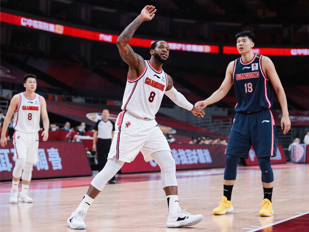 争夺联赛前 争夺联赛前